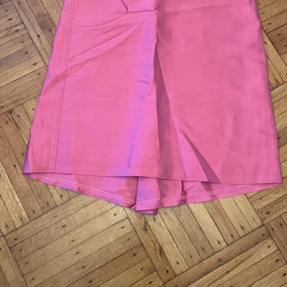 BCBGMaxazria Collection 100% silk skirt. - Picture 6 of 6